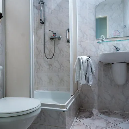 Otel Cieplice Medi &