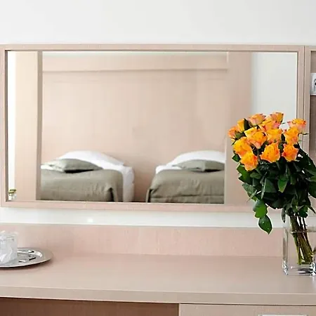 Hotel Cieplice Medi & 3*
