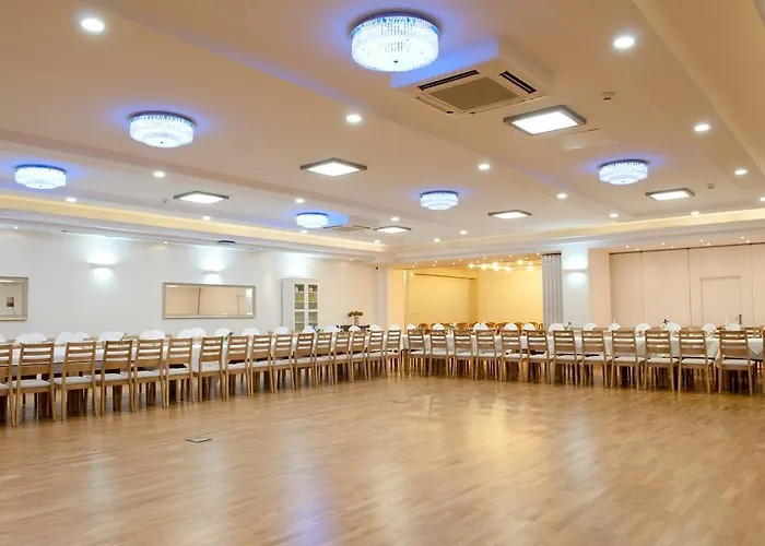 Cieplice Medi & イェレニャ・グーラ